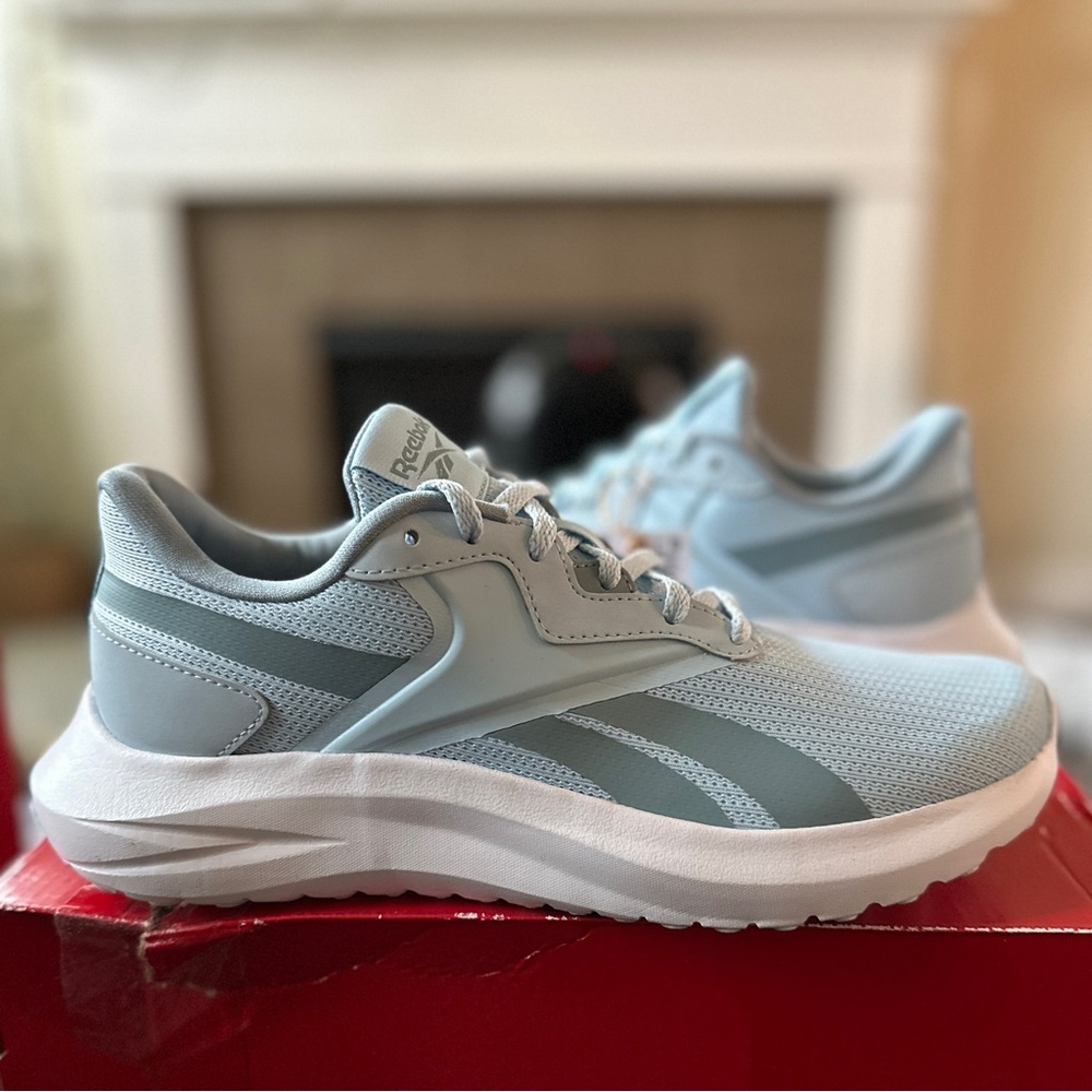 Reebok Energen Lux Running Shoes Women's 8.5‎ Blue and White color way NWT!